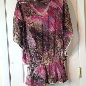 Pretty top, small size, silky, bat sleeve, Mushka by Sienna rose inc.